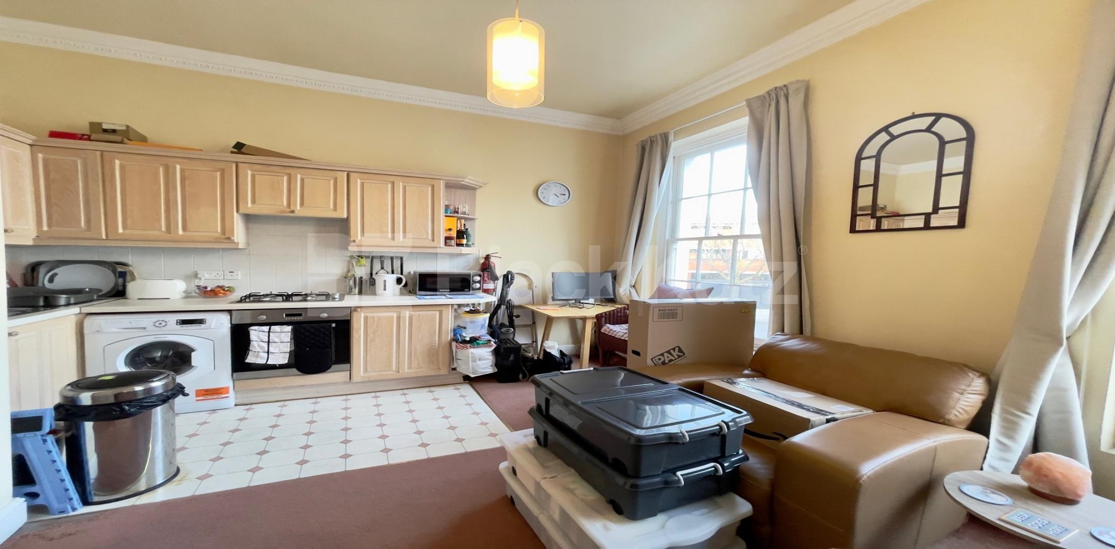 			LET  , 1 Bedroom, 1 bath, 1 reception Apartment			 Churton Street, Pimlico